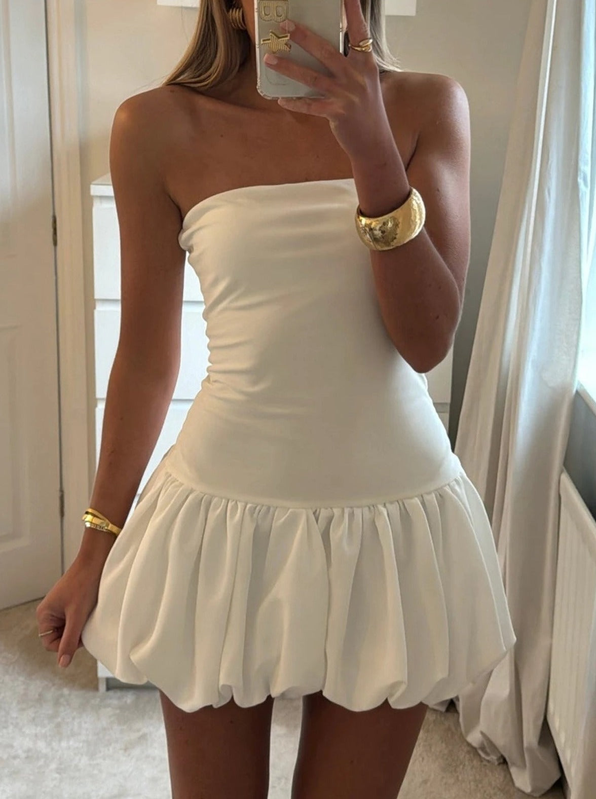 Vestido Maurie em cintura descaída e bainha bolha
