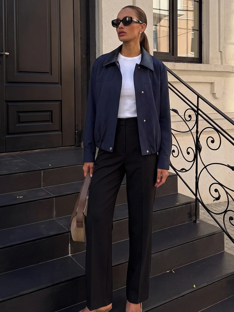 Casaco bomber Olivia com gola contrastante