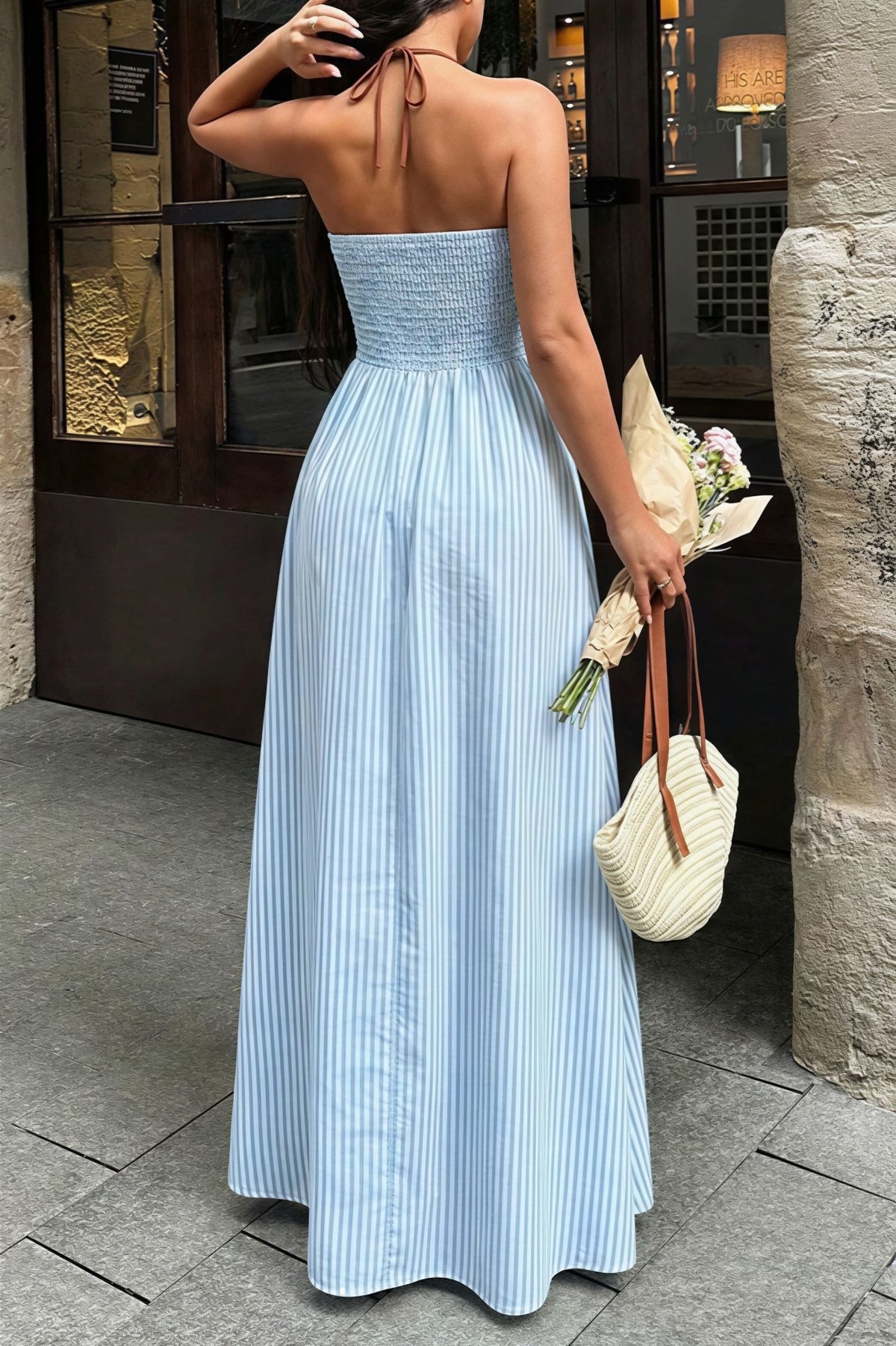 Vestido Comprido Sevilla às Riscas com Decote em V Profundo