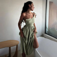 Vestido midi sem costas com alças de amarrar Elisabeta