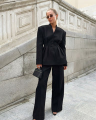 Blazer Empress com Cintura Franzida e Decote em V