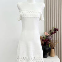 Morgan vestido curto de crochet ombro a ombro